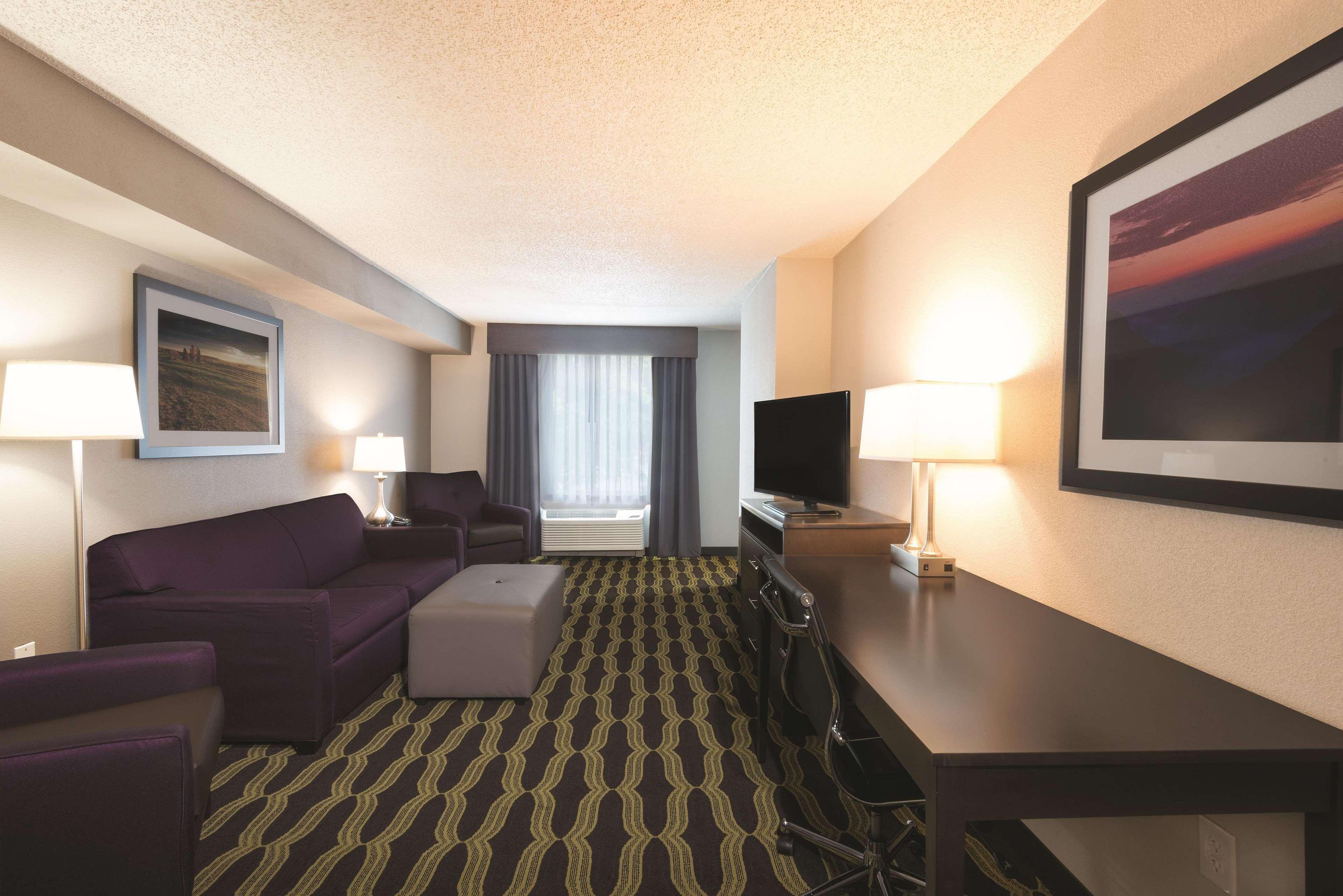 La Quinta By Wyndham Lynchburg At Liberty Univ. Hotel Buitenkant foto